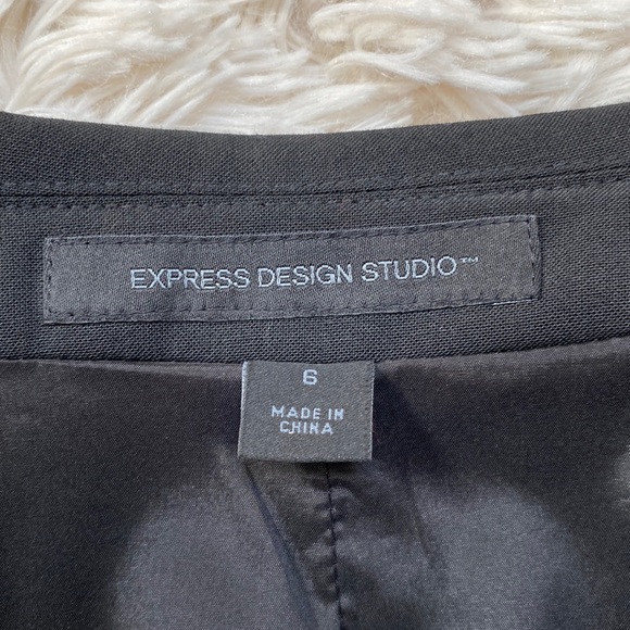 🎉HP🎉 Express Two Button Blazer 💗 Black - Picture 15 of 16